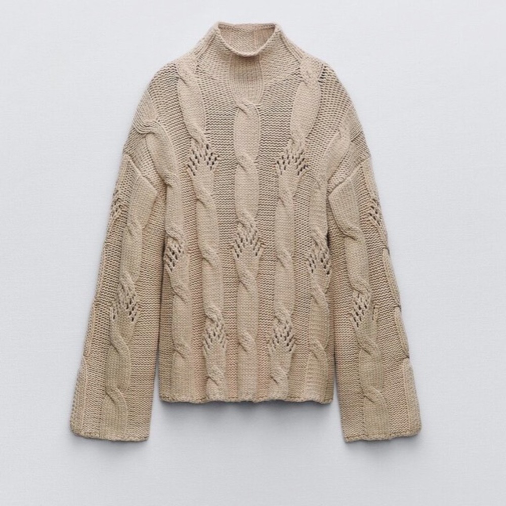 Zara turtleneck size small
